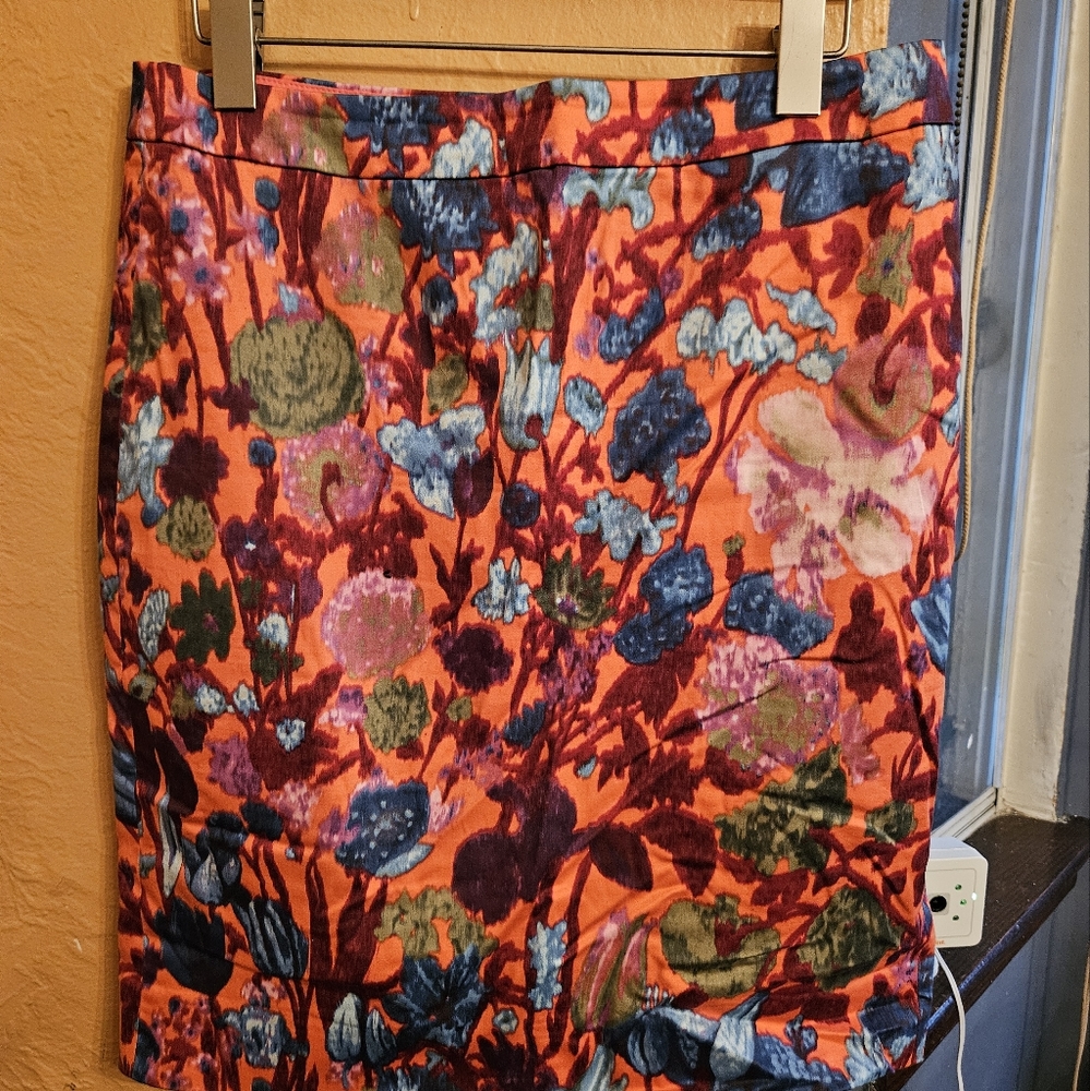 JCREW The Pencil Skirt Coral Bright Florals Size 10
